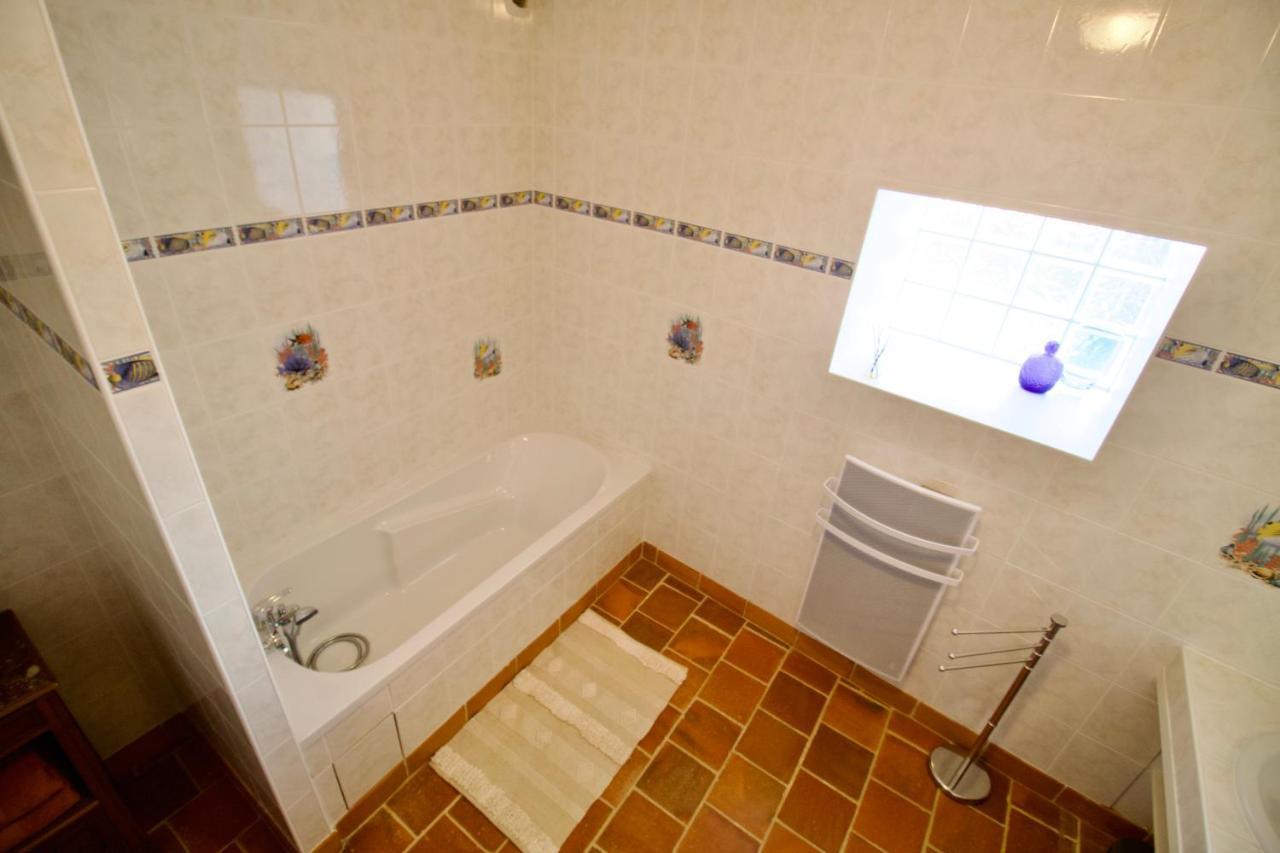 Bed and Breakfast O Trois Oliviers Louin Exterior foto
