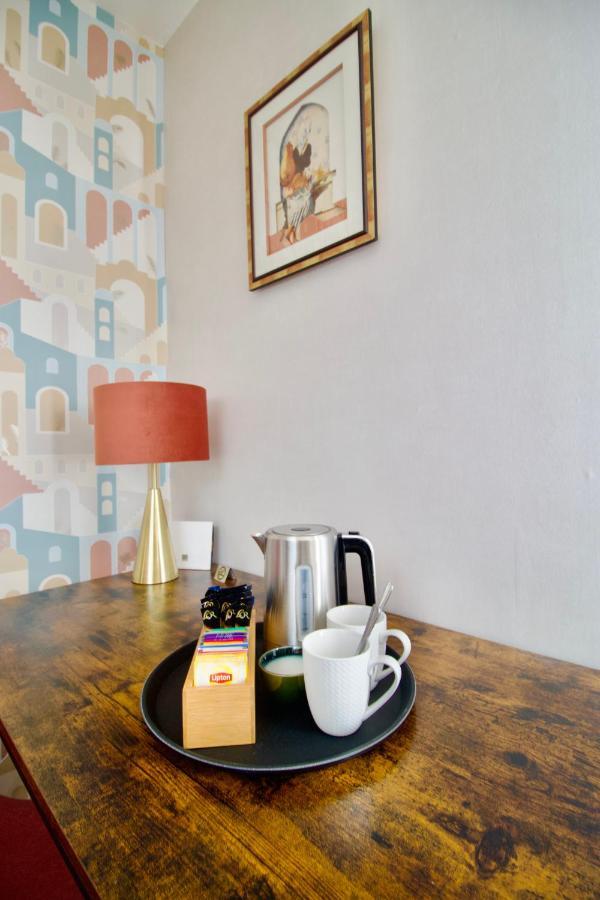 Bed and Breakfast O Trois Oliviers Louin Exterior foto